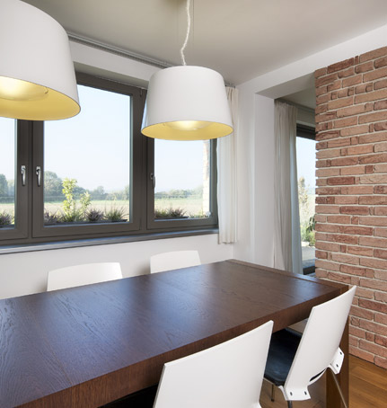 nádherný interiér jedálne s plastovým oknom Mima Prestige MD od Milan Magula - Mima